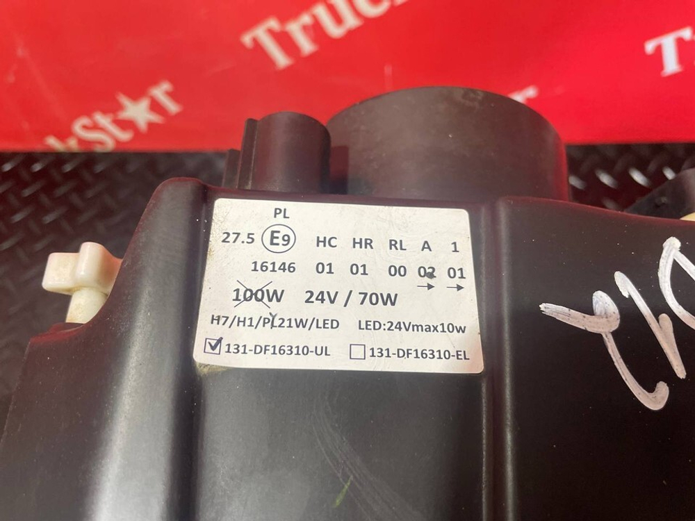 Фара левая