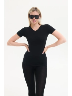 Футболка летняя с V-вырезом