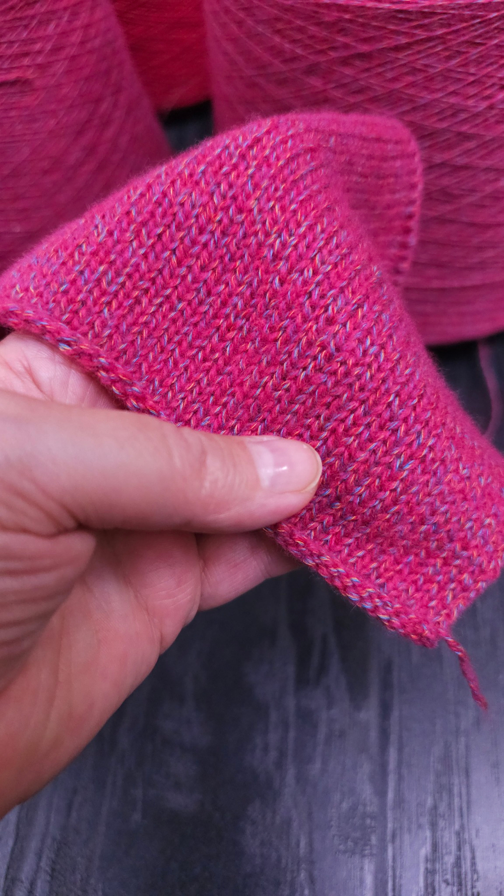 Итальянская бобинная пряжа от производителя NEW MILL S.p.a. Состав 50% Кардный меринос SuperGeelong, 50% Хлопок, Длина 800м/100 гр