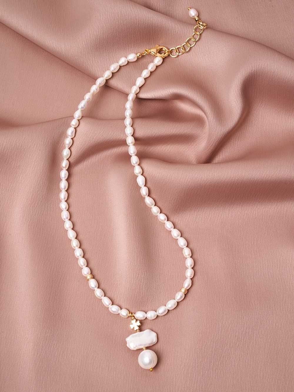 10156311 Колье Selena Pearls