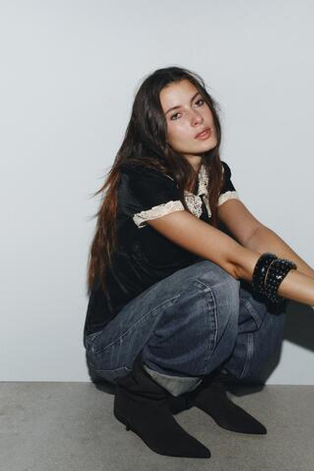 ZARA БАРХАТНАЯ РУБАШКА С КРУЖЕВОМ КРОШЕ И БАНТОМ, ЧЕРНЫЙ