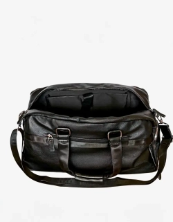 Сумка спортивная экокожа QOZA, черная, 30 л.