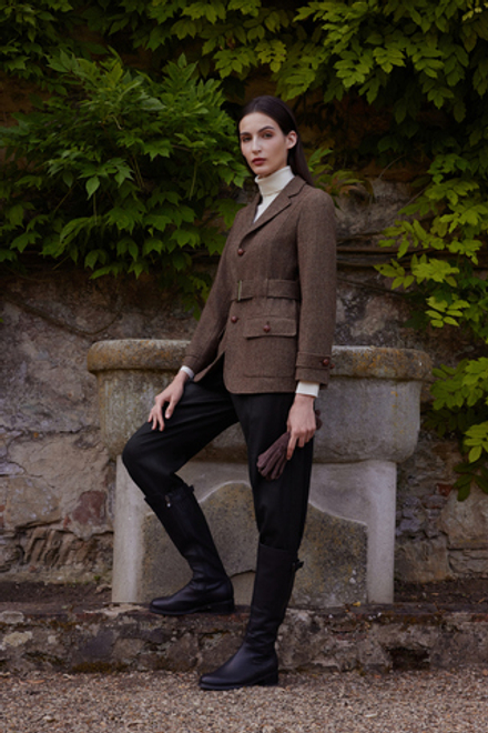 Жакет из плотной шерсти в ёлочку с поясом