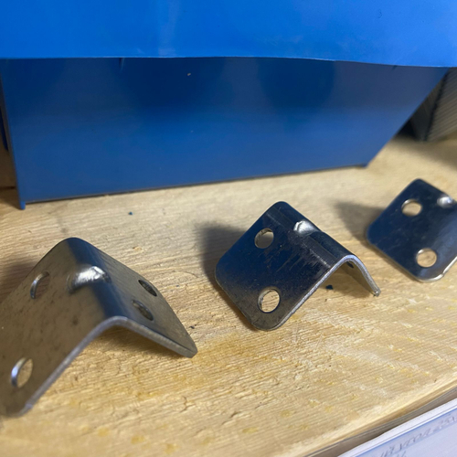 Мебельный угол 25х25х25 ОЦ.