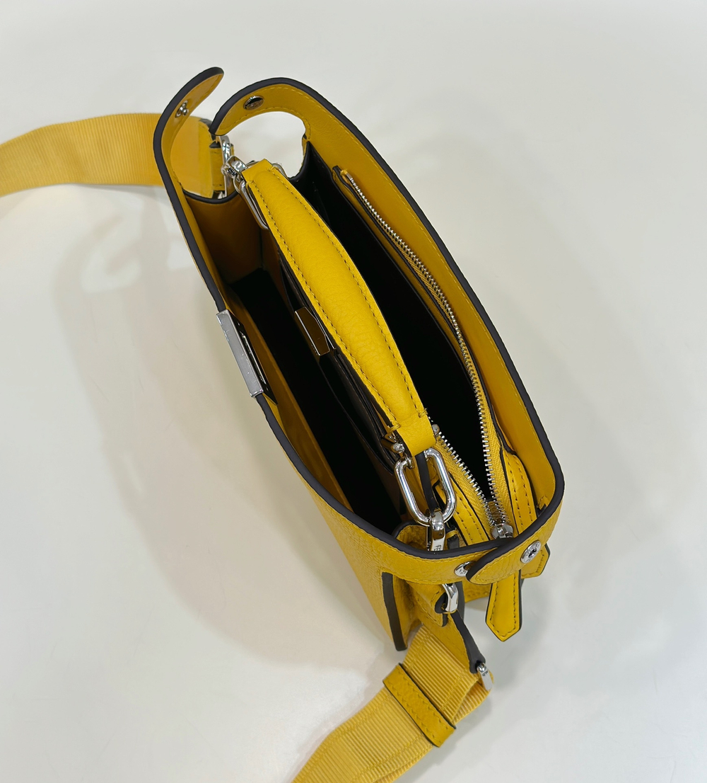 Fendi Peekaboo ISeeU XCross 23 cm