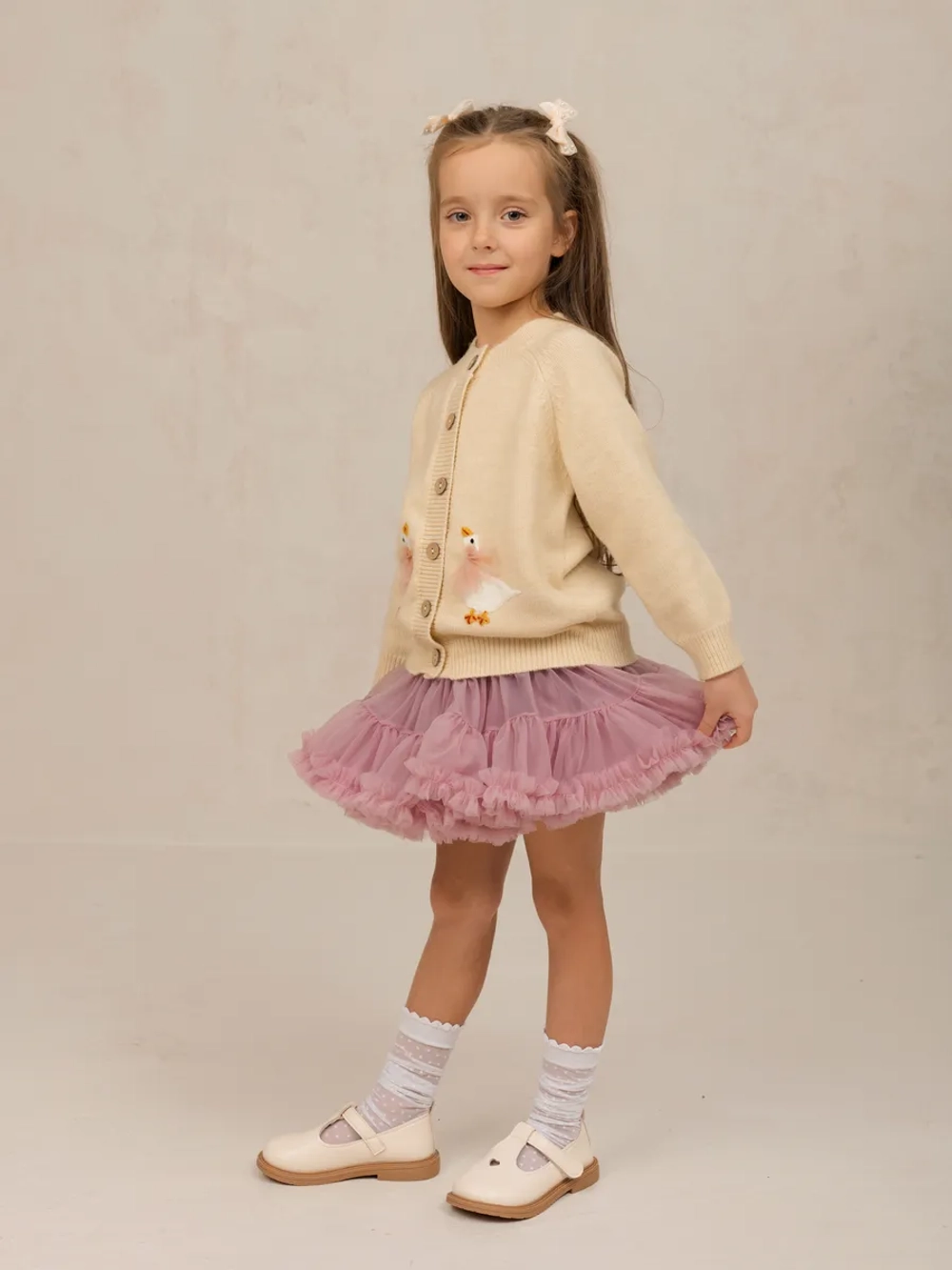 Кофта вязаная на пуговицах с вышивкой