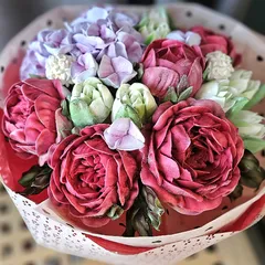 Букет из зефира «Пионы и гортензии» / 28-30см Букет из зефира «Пионы и гортензии» / 28-30см