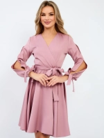 Платье с пышной юбкой