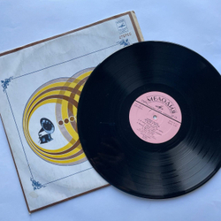 Винтажная виниловая пластинка LP Мирей Матье Mireille Mathieu Любовь И Жизнь (СССР 1979) Будь Счастлив