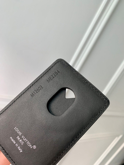 Louis Vuitton Porte Cartes Magnet