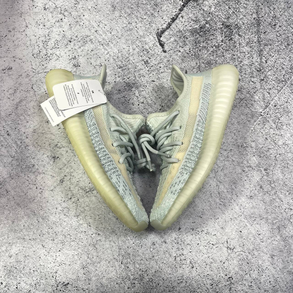 Кроссовки Adidas Yeezy 350 V2 cloud white