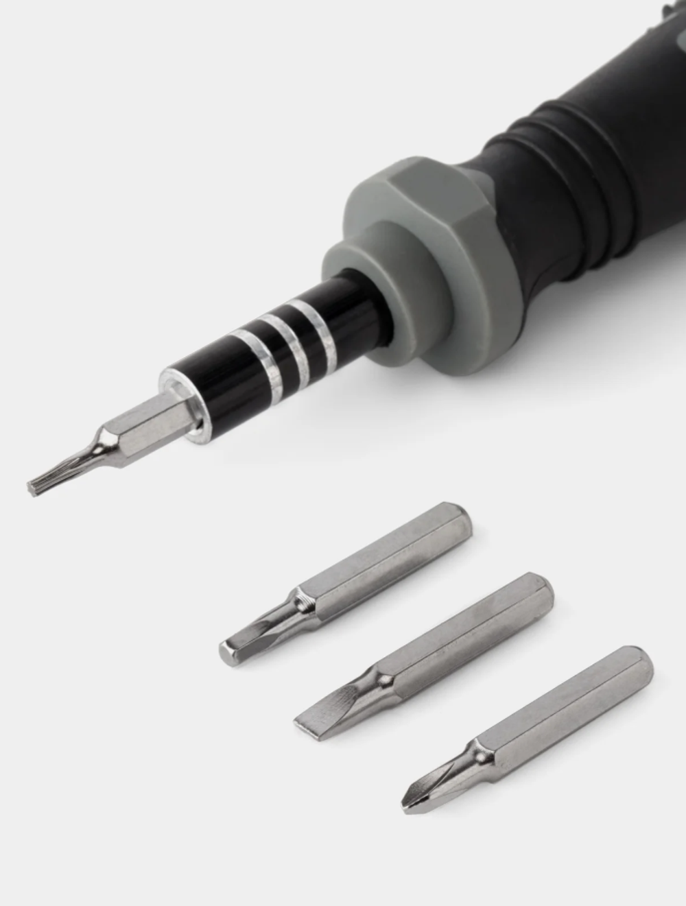 Набор отвёрток AIRAJ "33 в 1"