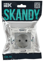 SKANDY Розетка с заземлением с защитными шторками 16А безвинтовое крепление SK-R06S серебряный IEK