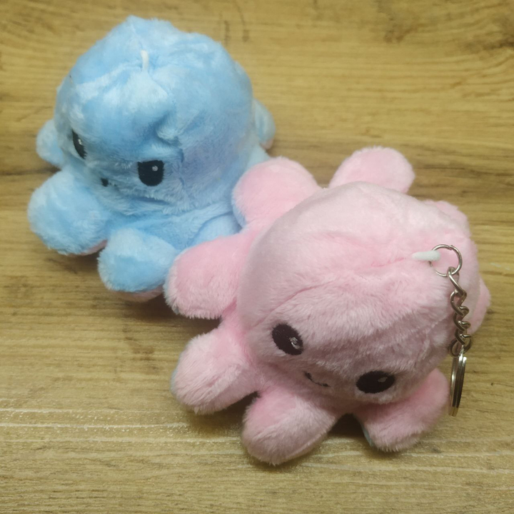 Брелок Осьминог веселый светло-розовый / грустный светло-голубой