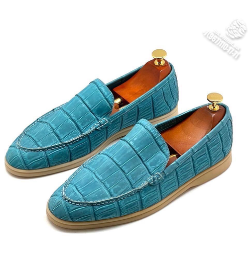 Лоферы Loro Piana из кожи крокодила