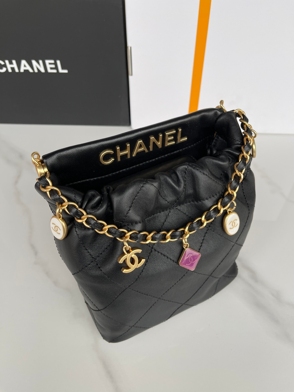 Chane1 Small Bucket Bag 17 cm