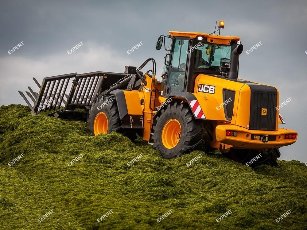 Вилы силосные на Фронтальный погрузчик Komatsu