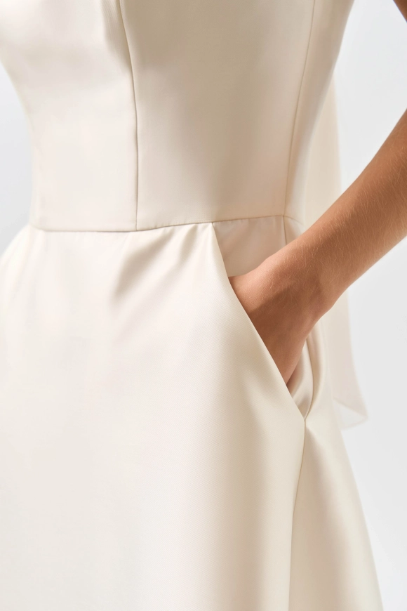 Платье миди с лифом бандо