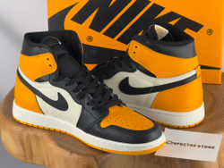 Air Jordan 1 Retro High OG Yellow Toe