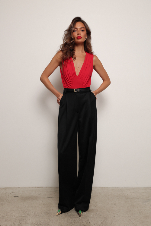 Брюки черные