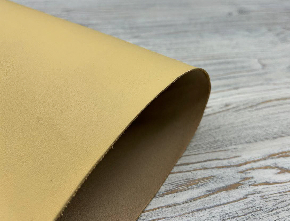 Фактура натуральной кожи артикула Monteria крупным планом