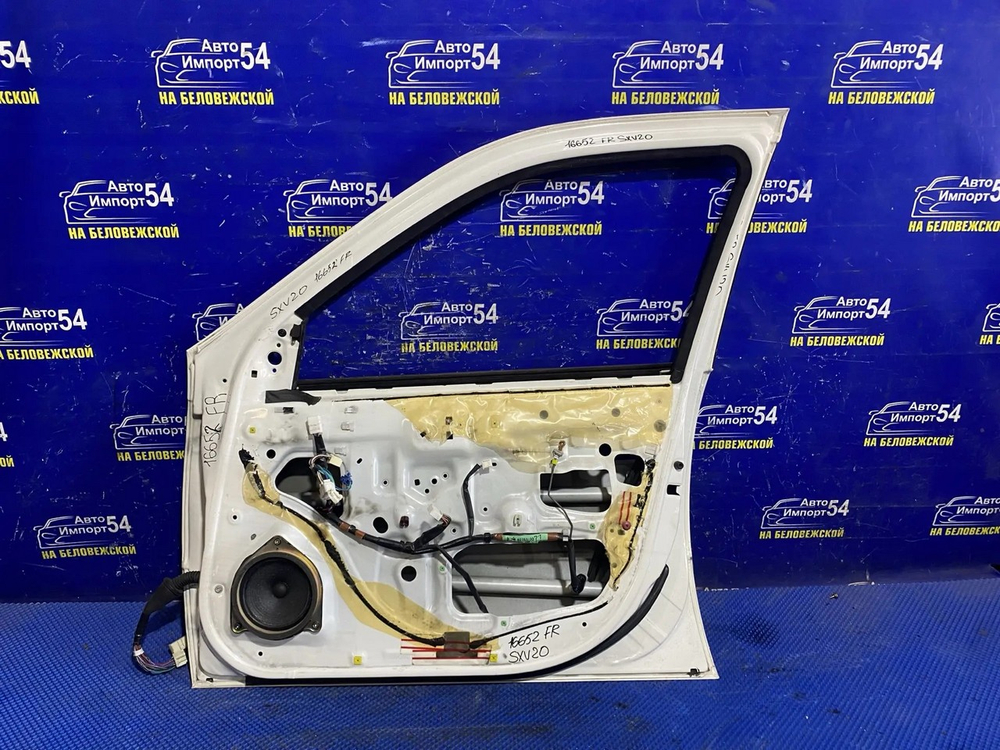 Дверь передняя правая TOYOTA CAMRY GRACIA 1999-2002
