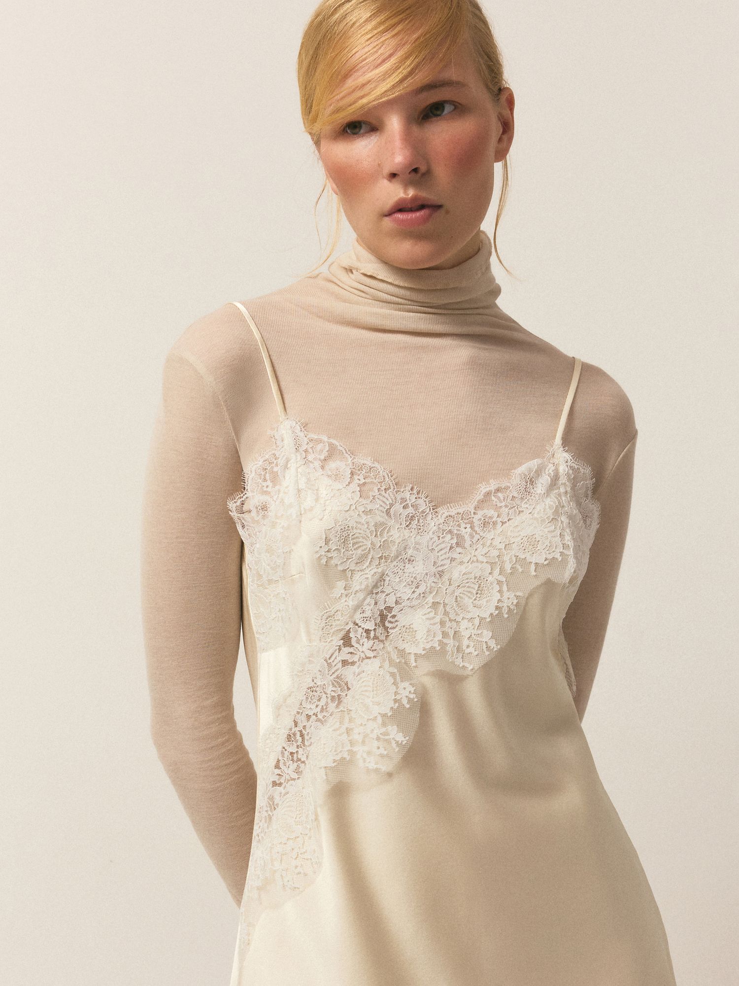 Топ с кружевом из шелка Mulberry