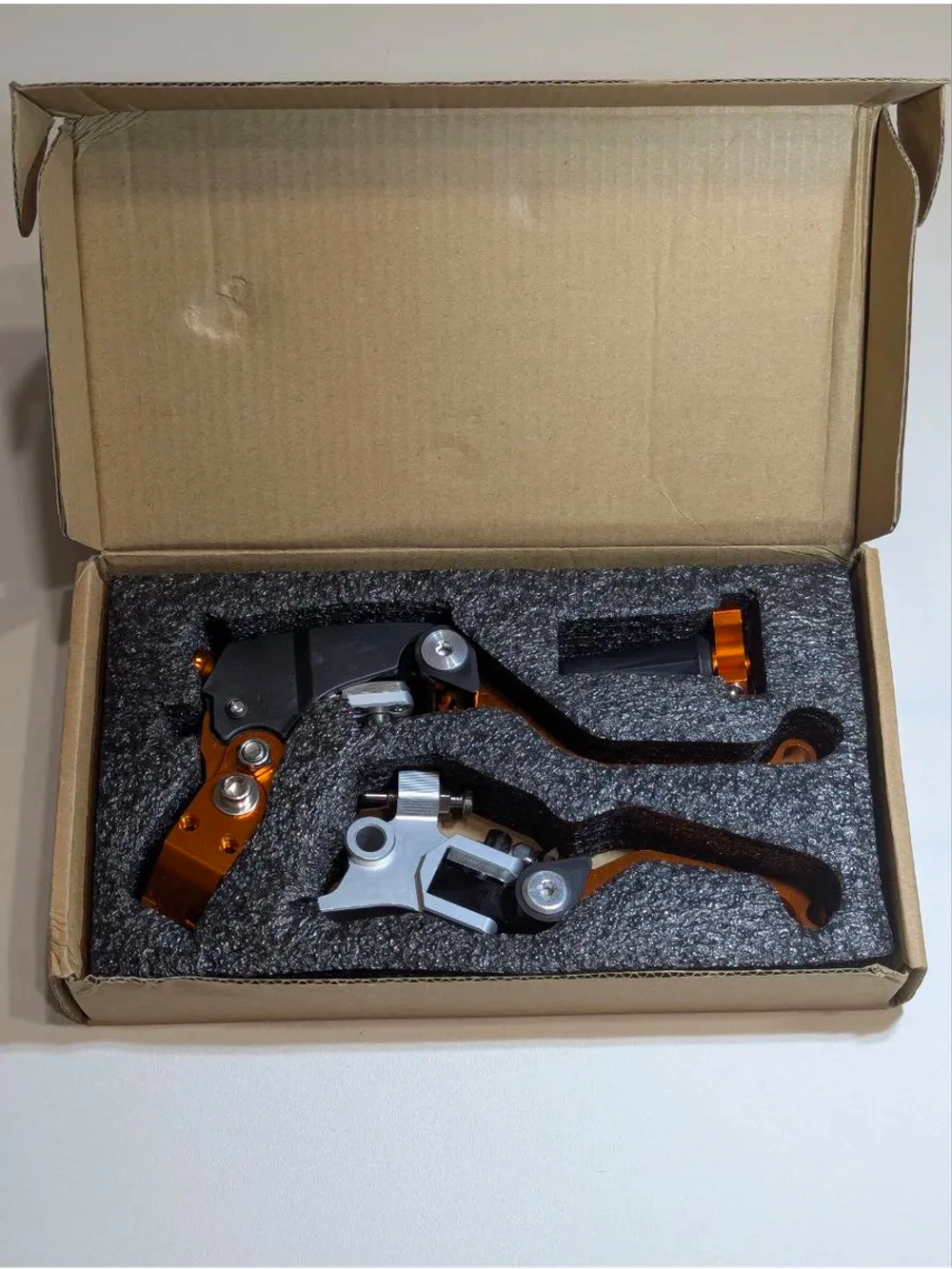 +- Рычаг тормоза и сцепления для мотоцикла (CNC алюминий)