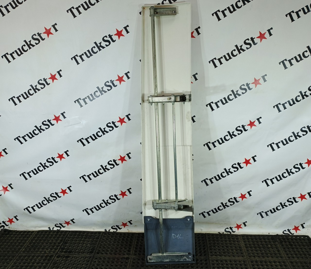 Спойлер кабины боковой левый 2018г