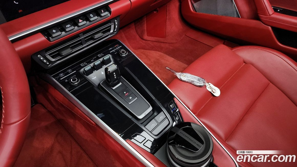 Porsche 911 (992) 타르가 4S (04.2022)