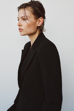 ZARA ПРИТАЛЕННЫЙ БЛЕЙЗЕР ИЗ СМЕСОВОЙ ШЕРСТИ — ZW COLLECTION LIMITED EDITION, ЧЕРНЫЙ