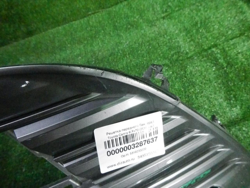 Решетка переднего бампера Toyota Camry xv70 (2017-2021)