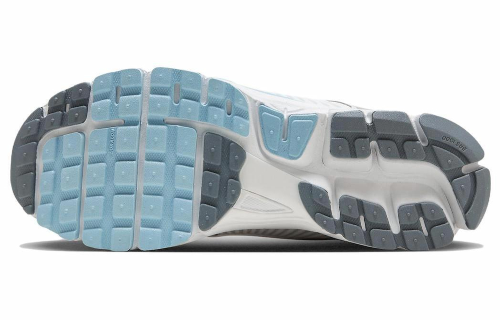 Кроссовки Nike Air Zoom Vomero 5