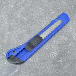 Нож канцелярский технический в пластиковом корпусе, 18мм, 12 штук на блистере