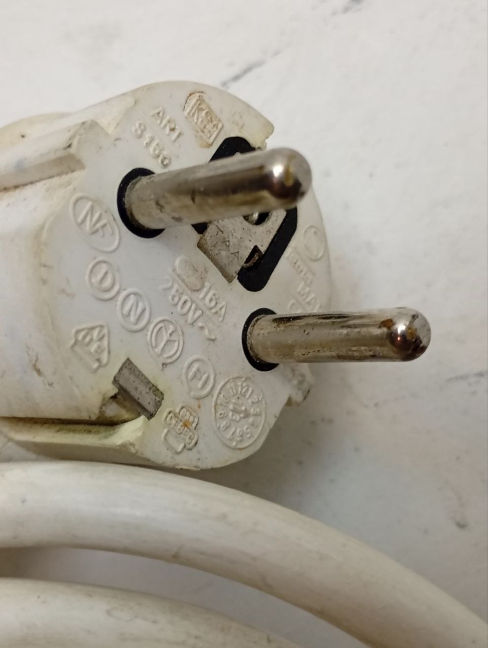 WMSD7105B кт17 Сетевой фильтр стиральной машины Indesit Ariston C00378443 б/у