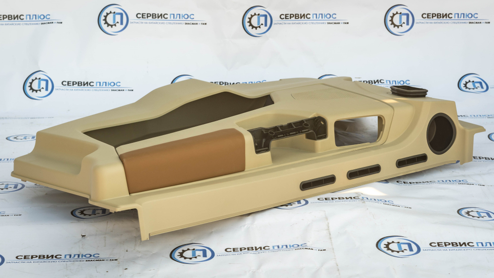 Обшивка правой двери Shacman X5000