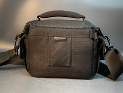 Сумка для фотоаппарата черная Lowepro