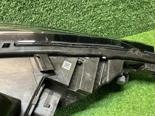 ДХО левый Zeekr 001 (2021-н.в.) LED