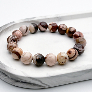 Браслет, "яшма кофейная" (халцедон), диаметр бусин 10 мм, размер 17 см