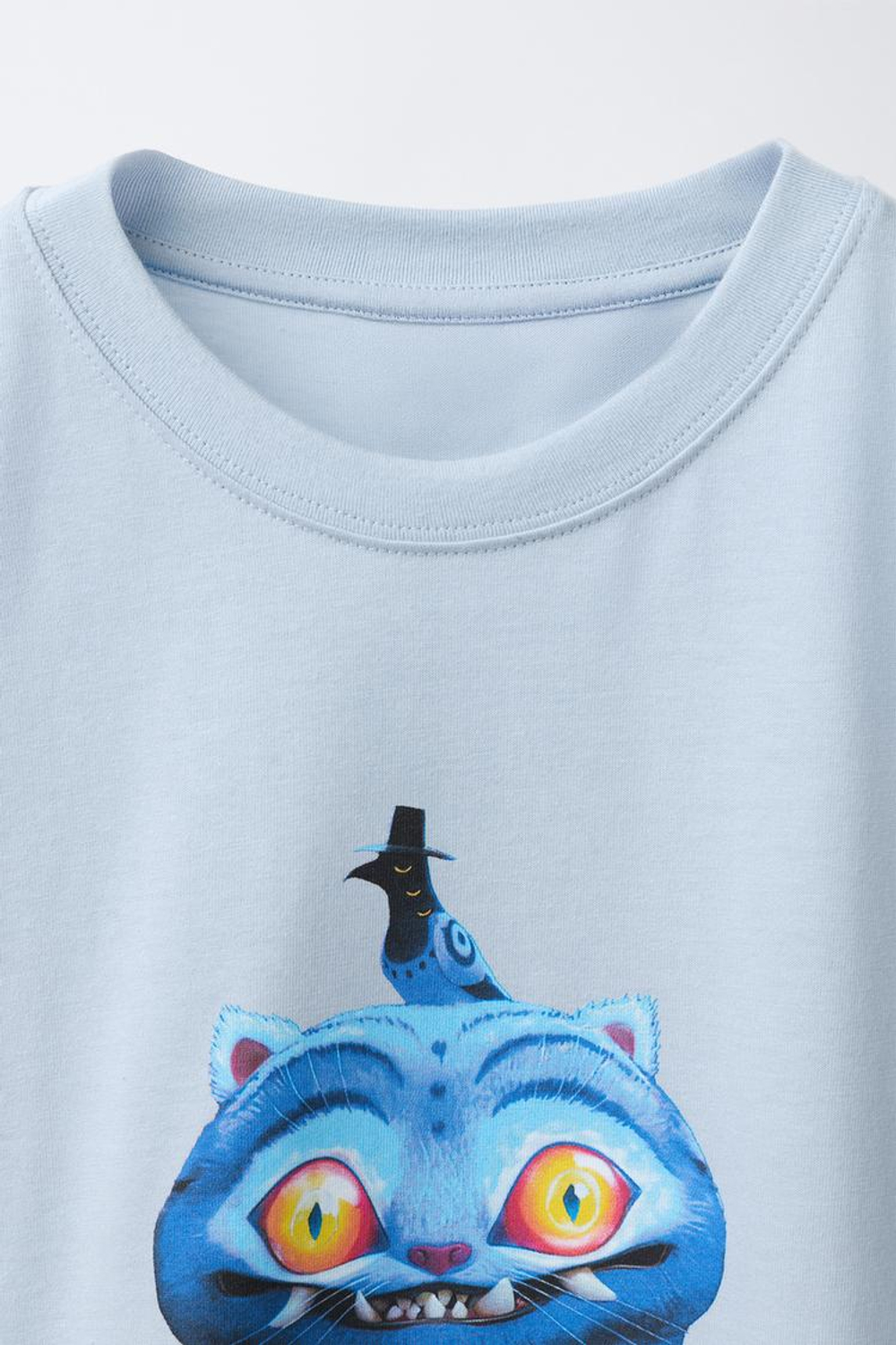 ZARA ФУТБОЛКА С ПРИНТОМ KPOP DEMON HUNTERS™ NETFLIX ©, ГОЛУБОЙ