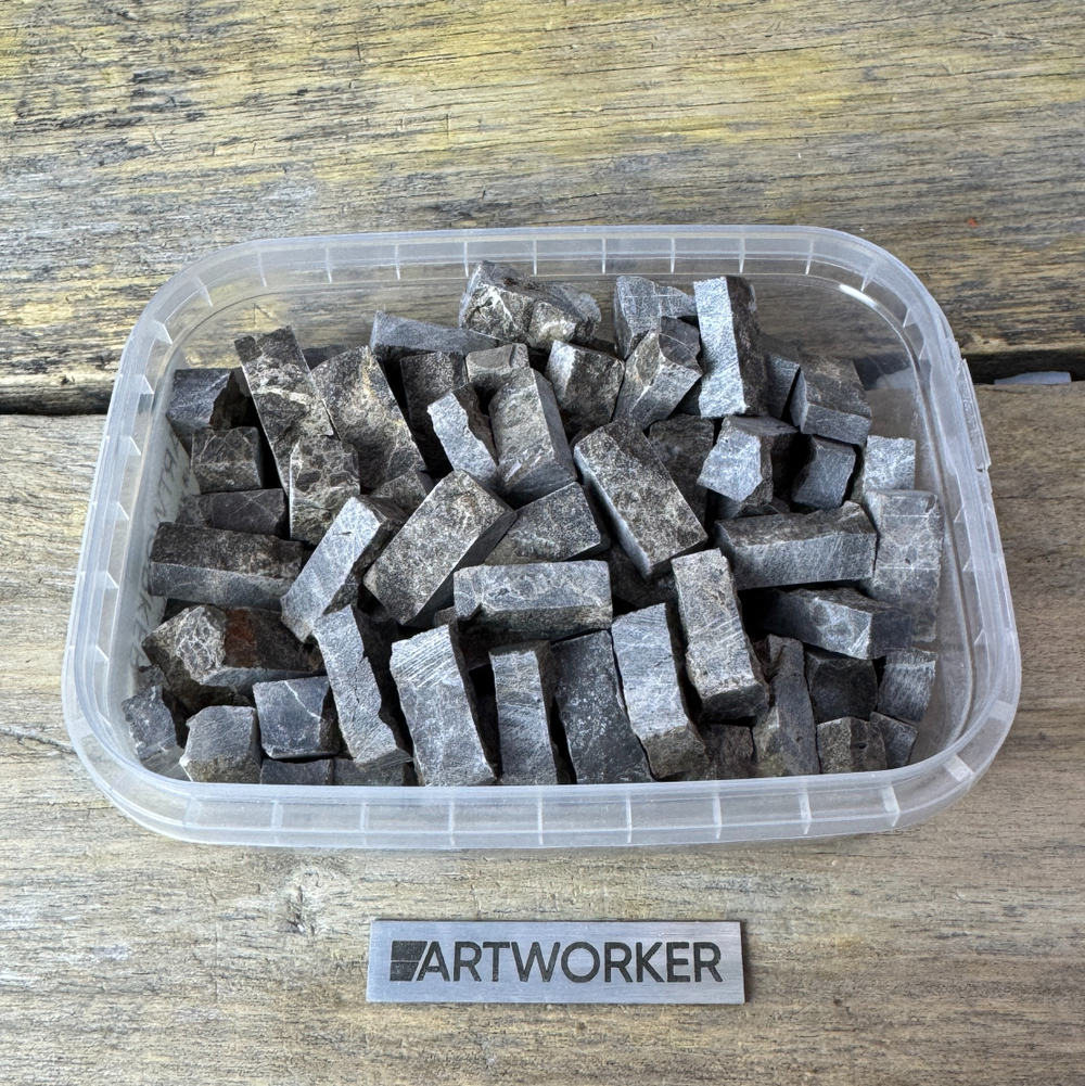 Колотый натуральный камень NS253-1, 350гр