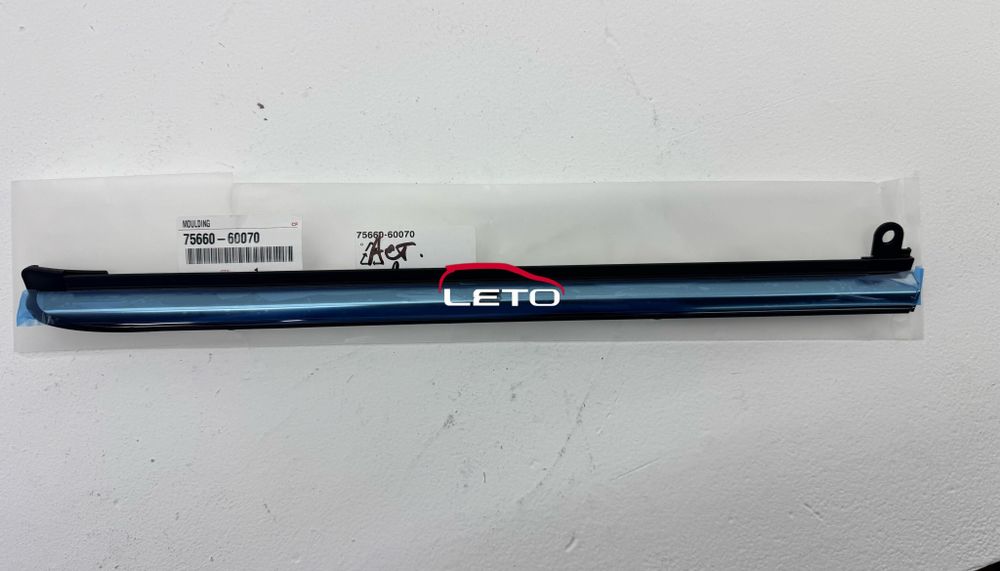 Молдинг форточки (RE, RH) 75660-60070 7566060070 Молдинг форточки (RE, RH) 75660-60070 7566060070