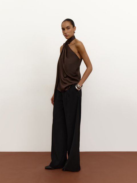 Топ на одно плечо из сатина