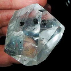 Кристалл кварц с включениями асс.