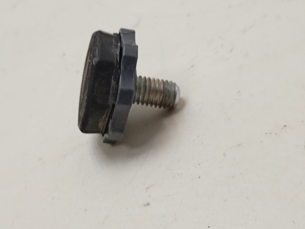 MVE69512ZAW кт44 Ножки для стиральной машины Beko 2836390200 б/у