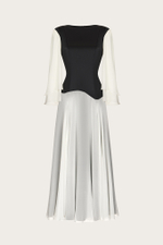 ПЛАТЬЕ ИЗ ШЕЛКА И ШИФОНА С ШИРОКИМИ РУКАВАМИ