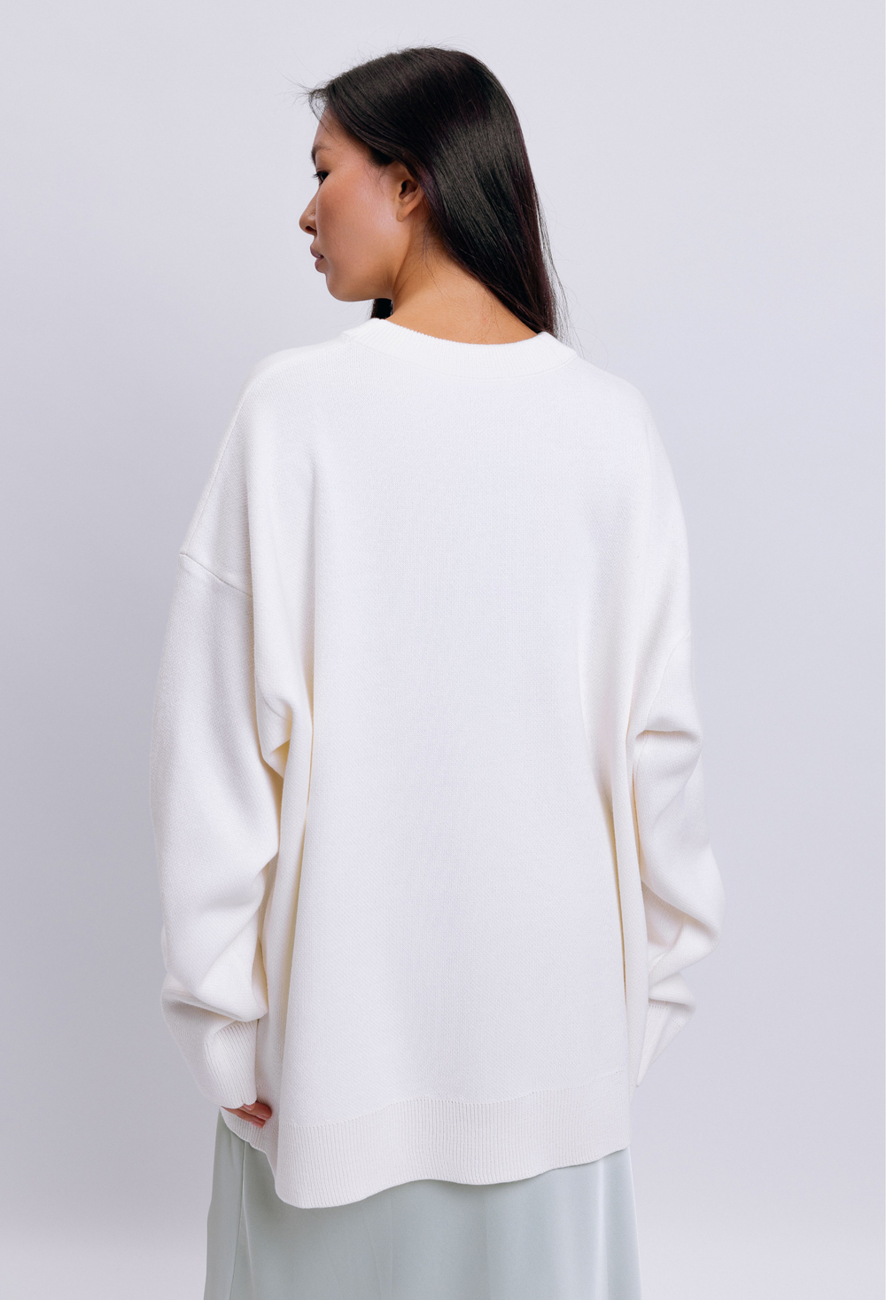 Джемпер с вышивкой