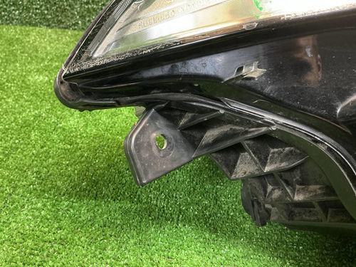 Фара правая Volvo XC90 2 (2014-2019) LED