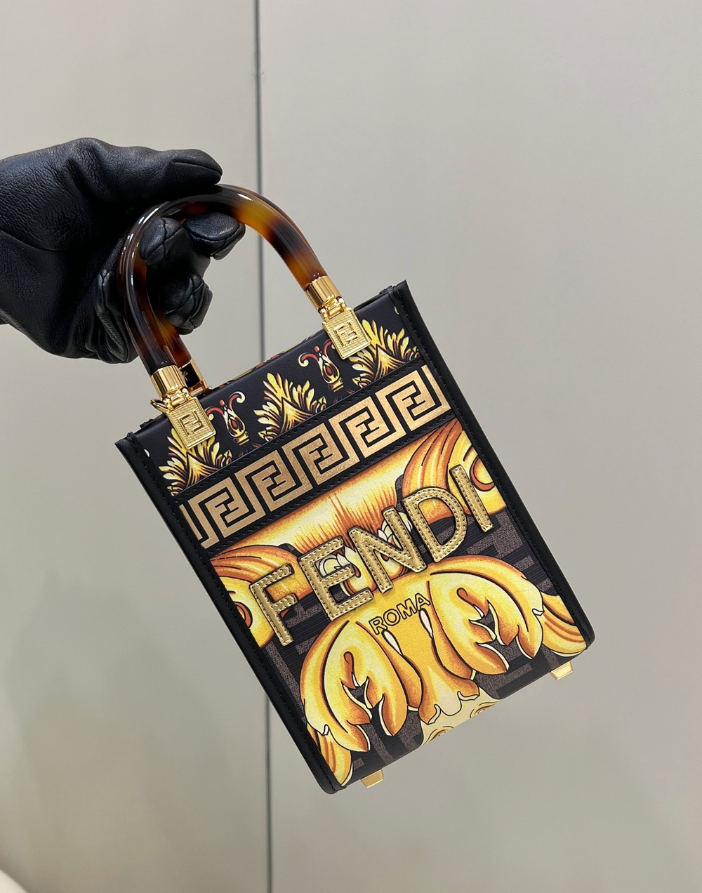 Fendi Versace Sunshine Mini Tote 18 cm