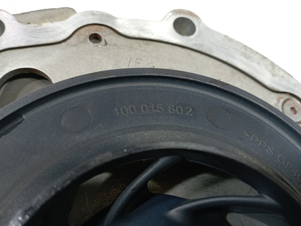 Насос водяной (помпа)